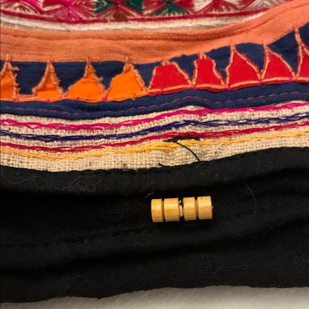 Source Unknown Multicolor Geometric Crossbody Bag - image 3